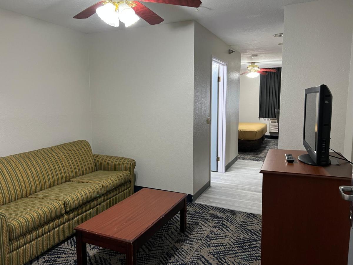 מלון Baymont By Wyndham Omaha Sw מראה חיצוני תמונה