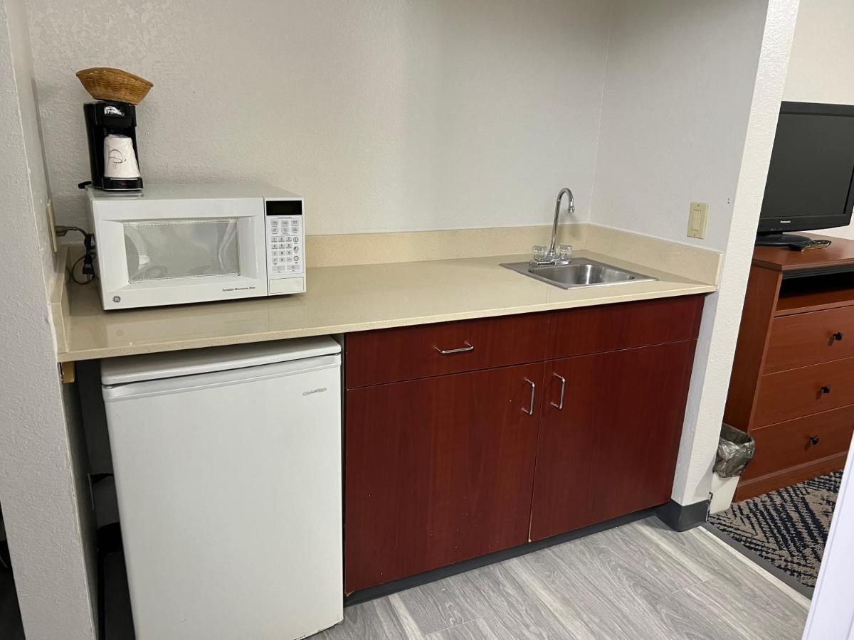 מלון Baymont By Wyndham Omaha Sw מראה חיצוני תמונה